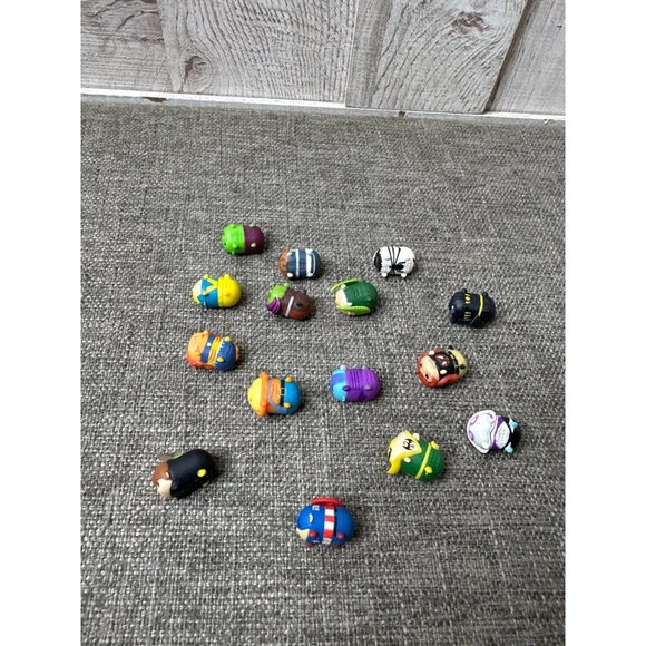 Marvel Superhero Characters 1 inch Tsum Tsum Mini Figures Lot of 16 - Picture 2 of 4